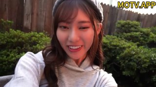 男孩JJPMC381 外卖小妹肉穴换红包 虚荣骚货为钱主动给操